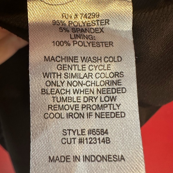 Enfocus Studio Black and Blue Strapless Ruched Cocktail Dress, size 10 - Picture 9 of 9